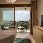 Villa Oliva I Terakota